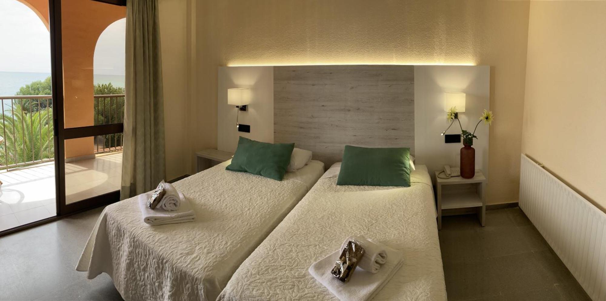 Hotel Sancho III Alcossebre Екстериор снимка